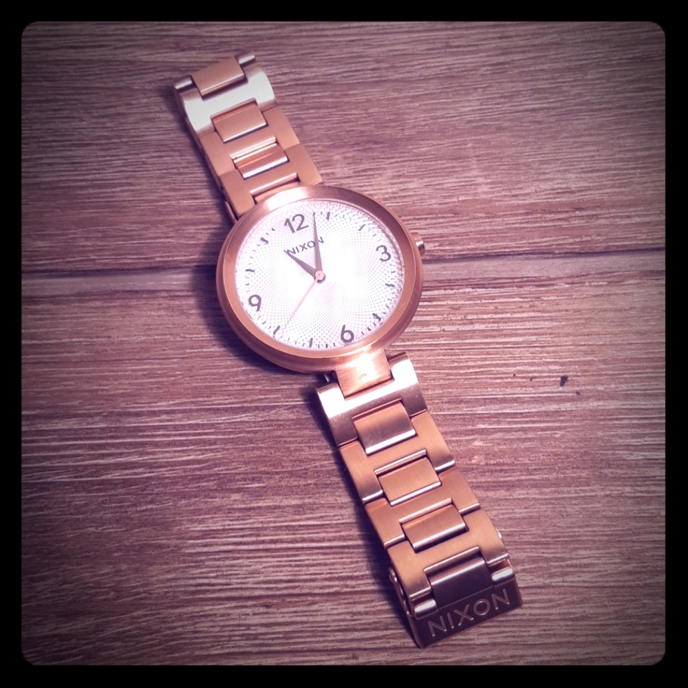 Nixon chameleon watches